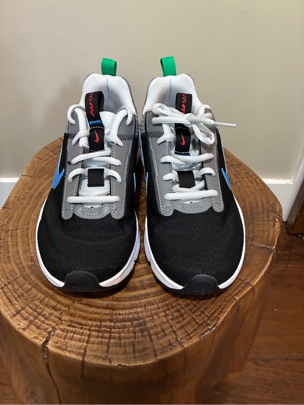 Nike BIG KID AIR Max INTRLK RUNNING SHOES 6Y/Women’s 7.5 Brand New In Box